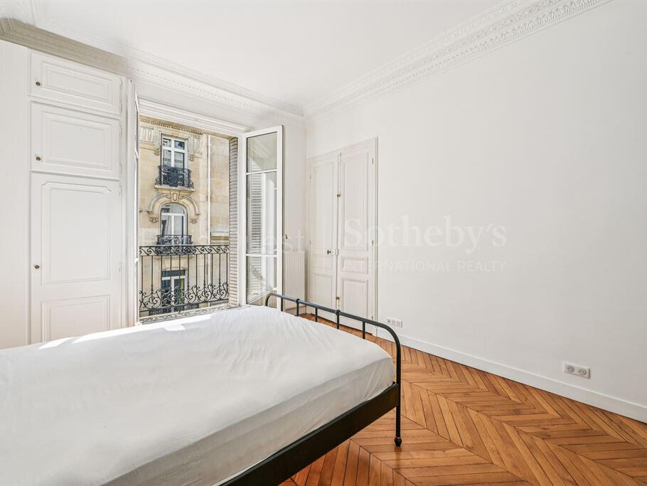 Apartment Paris 16e