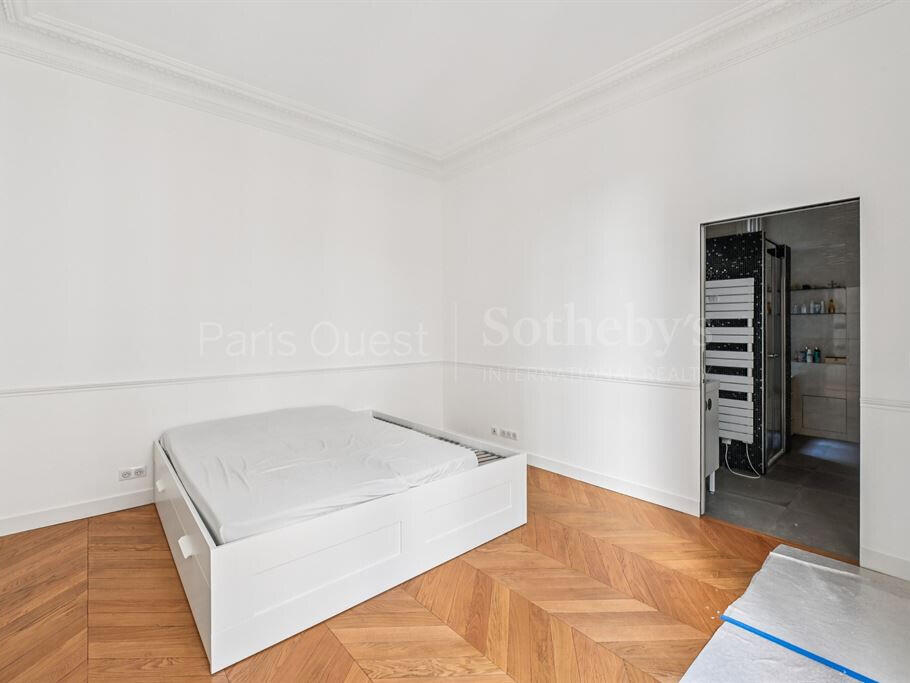 Apartment Paris 16e