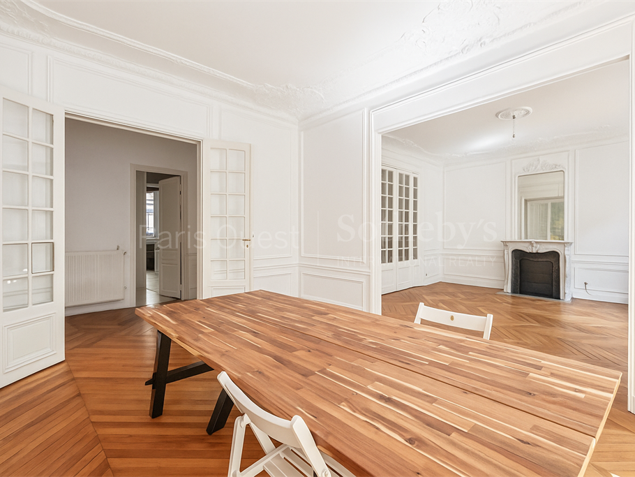 Apartment Paris 16e