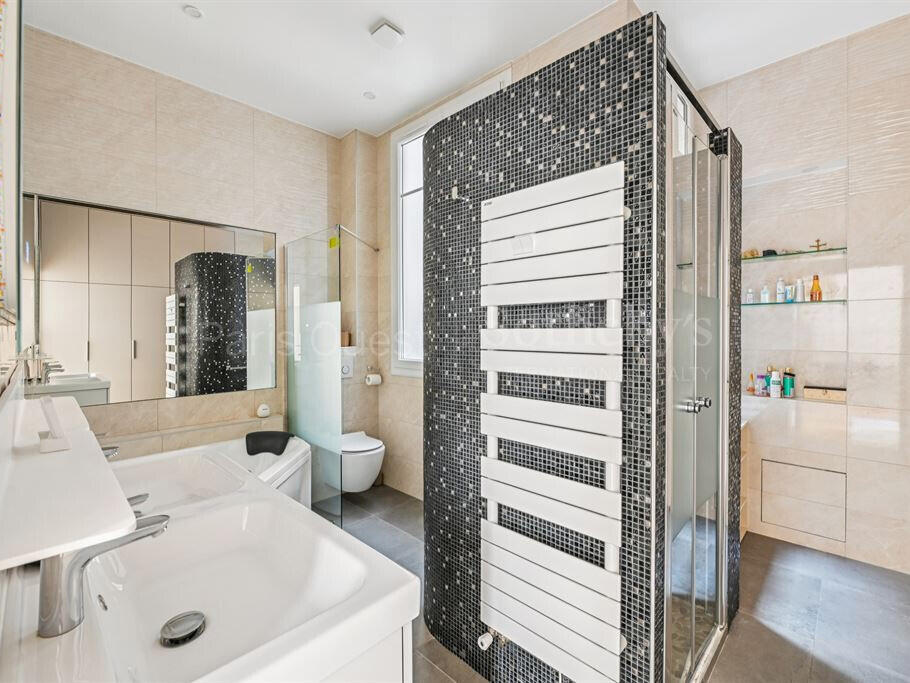 Apartment Paris 16e