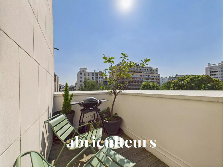 Appartement Paris 16e - 3 chambres - 147m²