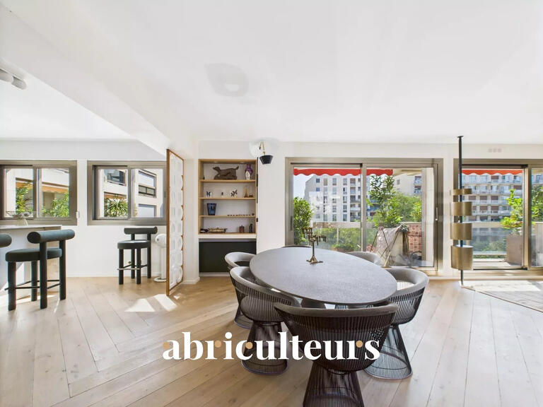 Appartement Paris 16e - 3 chambres - 147m²