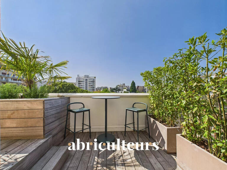 Appartement Paris 16e - 3 chambres - 147m²
