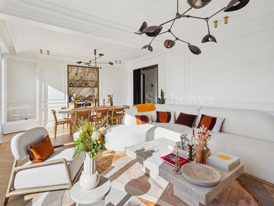 Apartment Paris 16e