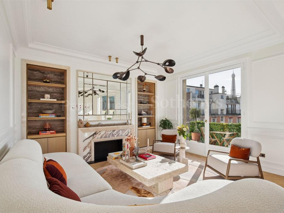 Apartment Paris 16e