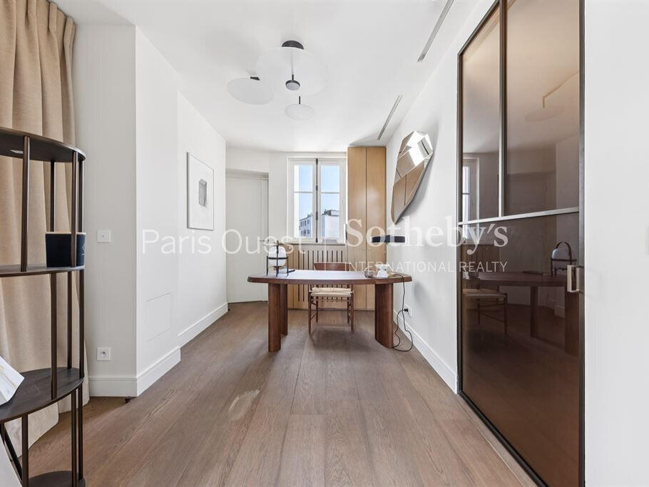 Apartment Paris 16e