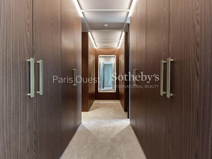 Apartment Paris 16e