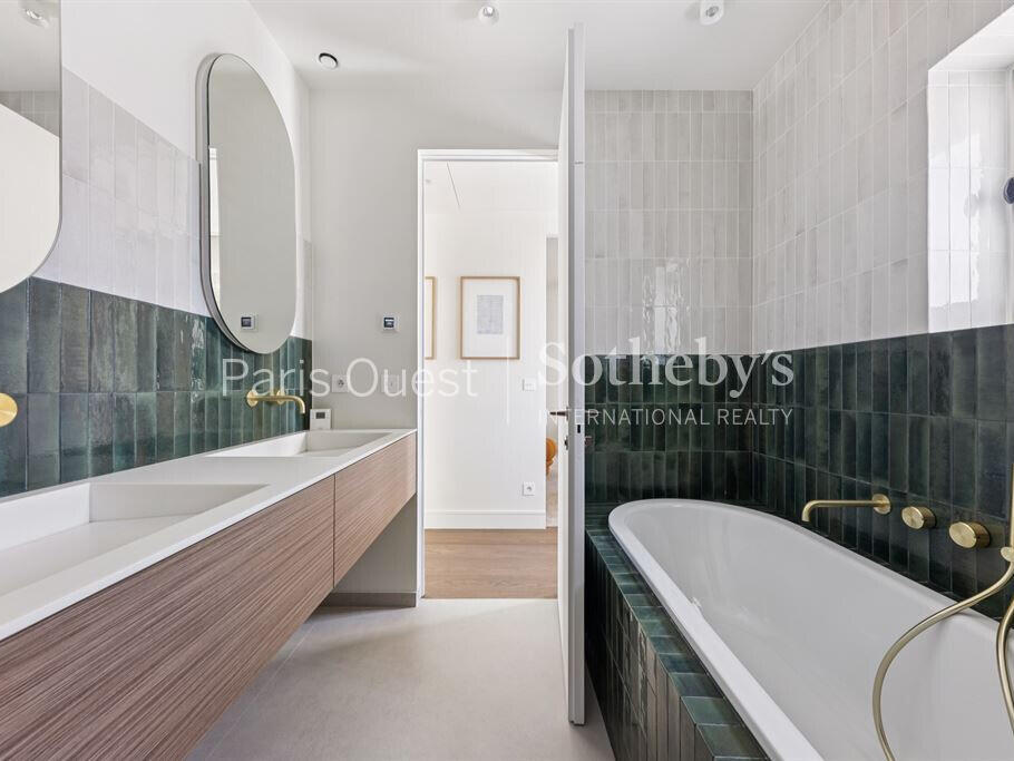 Apartment Paris 16e