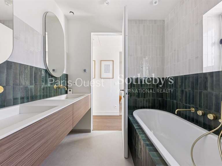 Apartment Paris 16e - 4 bedrooms - 281m²