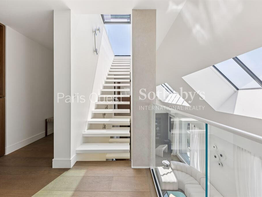 Apartment Paris 16e