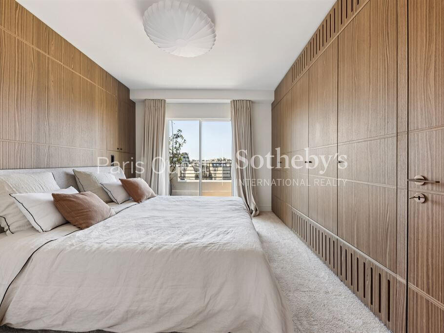 Apartment Paris 16e