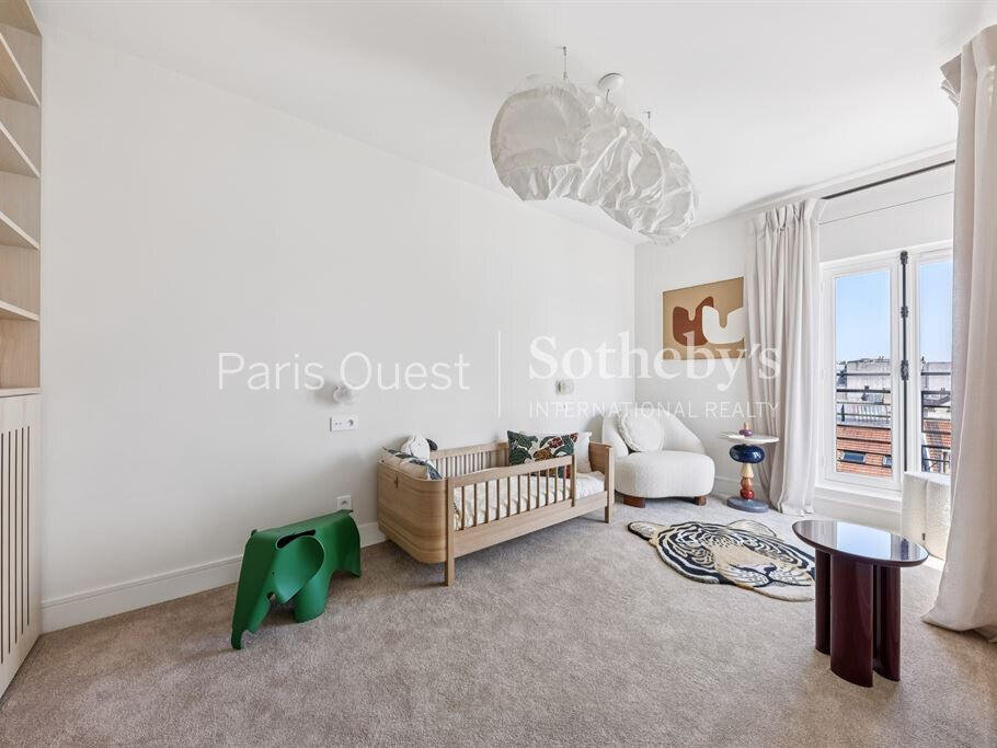 Apartment Paris 16e