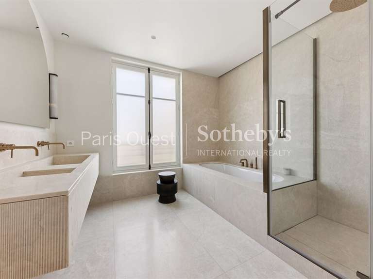 Apartment Paris 16e - 4 bedrooms - 281m²