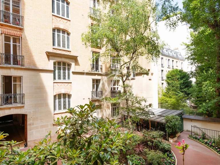 Apartment Paris 16e - 3 bedrooms - 144m²
