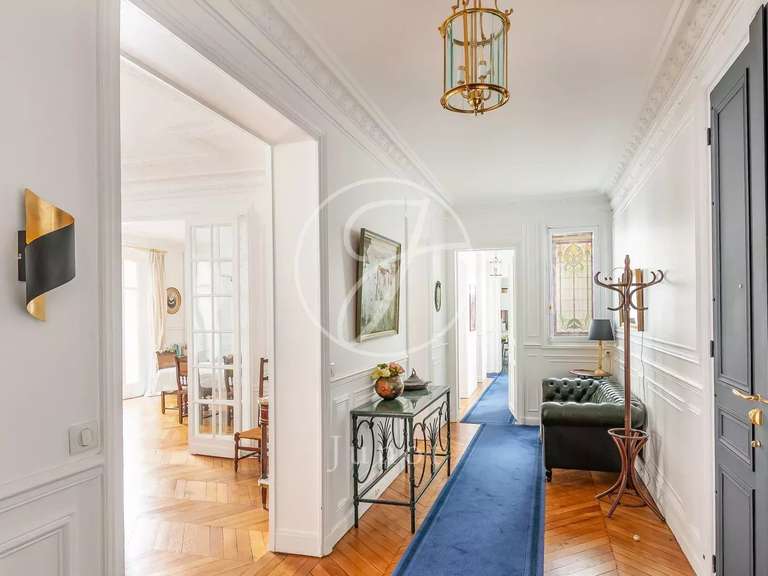 Apartment Paris 16e - 3 bedrooms - 144m²