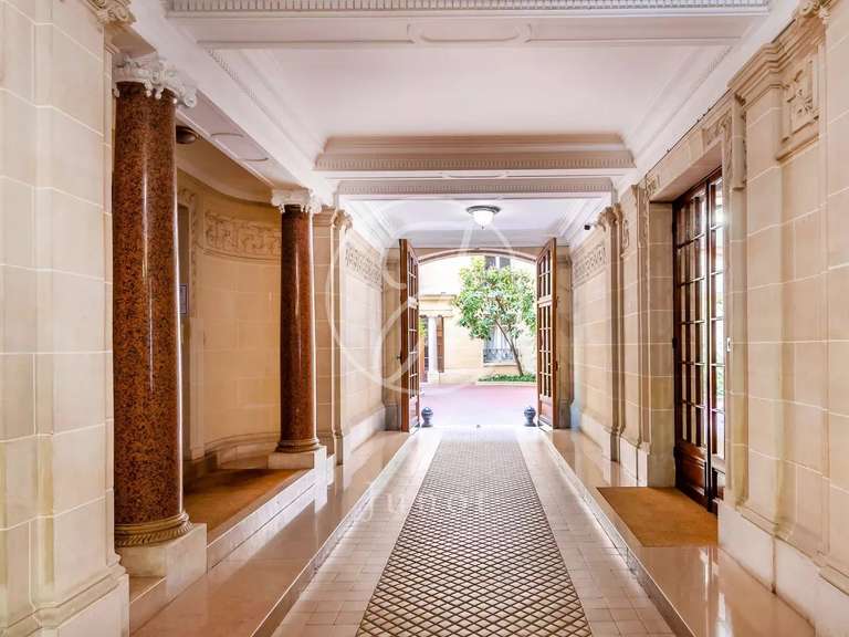 Apartment Paris 16e - 3 bedrooms - 144m²