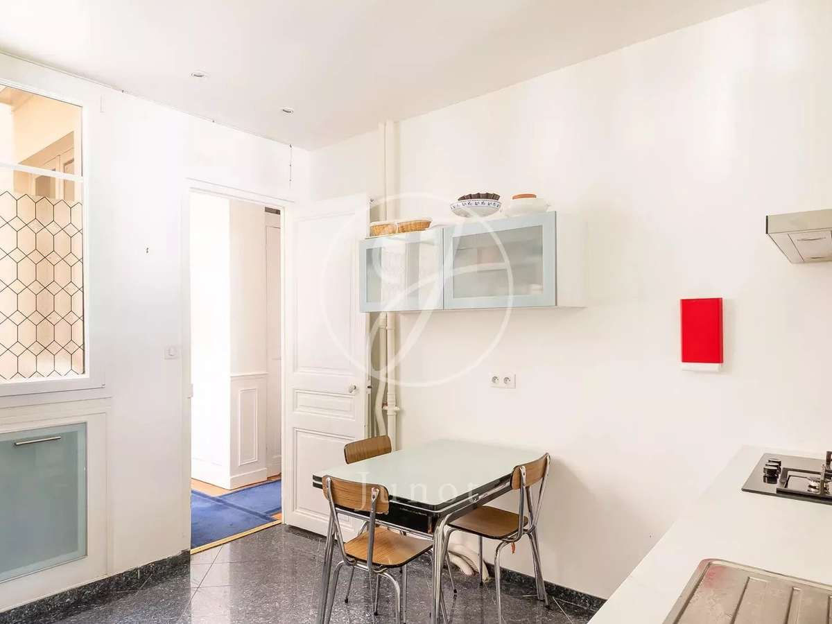 Apartment Paris 16e