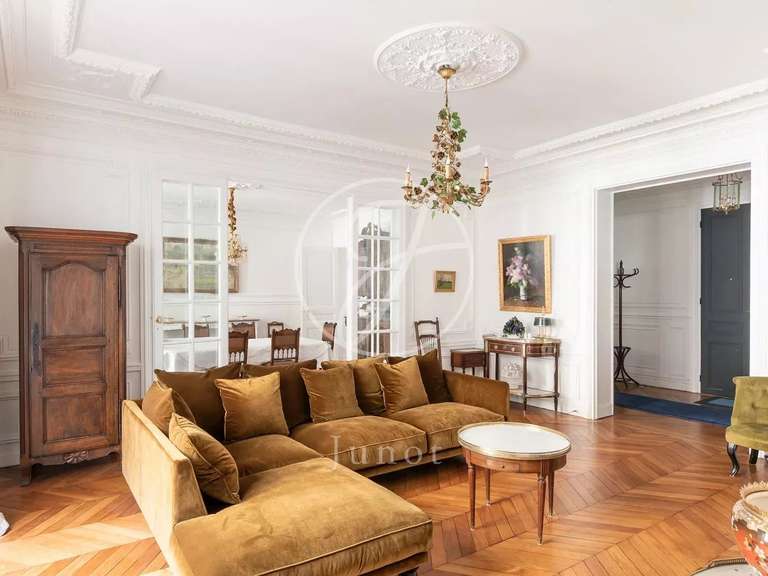 Apartment Paris 16e - 3 bedrooms - 144m²