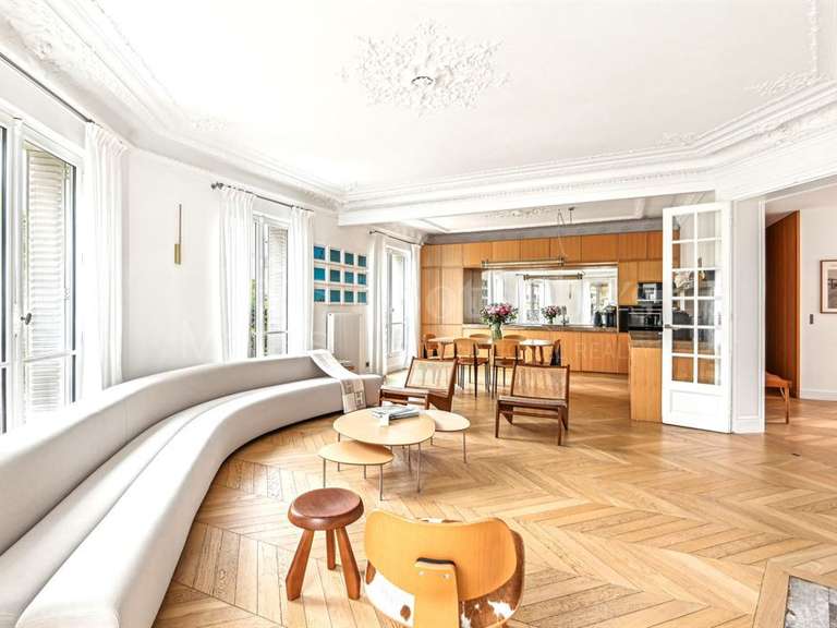 Apartment Paris 16e - 3 bedrooms - 130m²