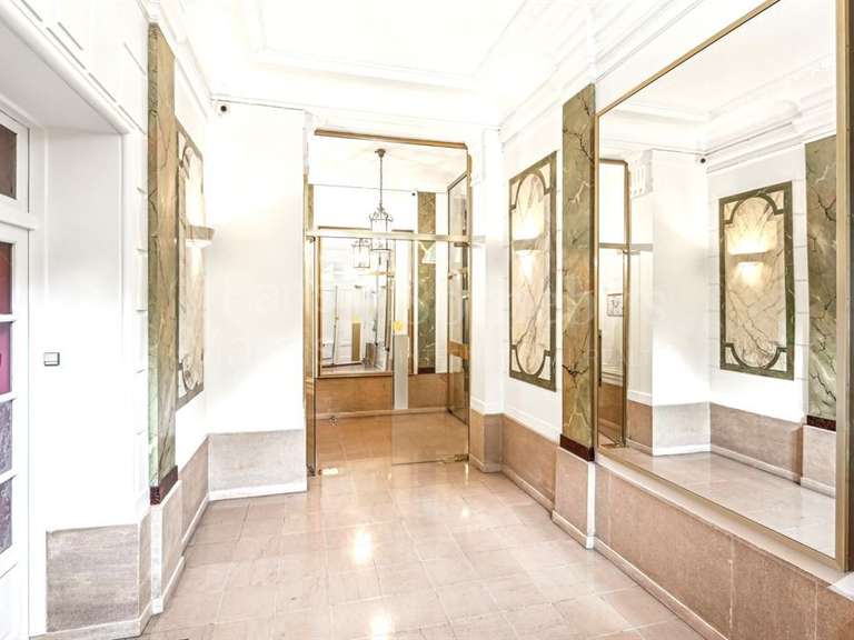 Apartment Paris 16e - 3 bedrooms - 130m²