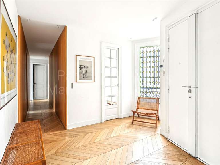 Apartment Paris 16e - 3 bedrooms - 130m²