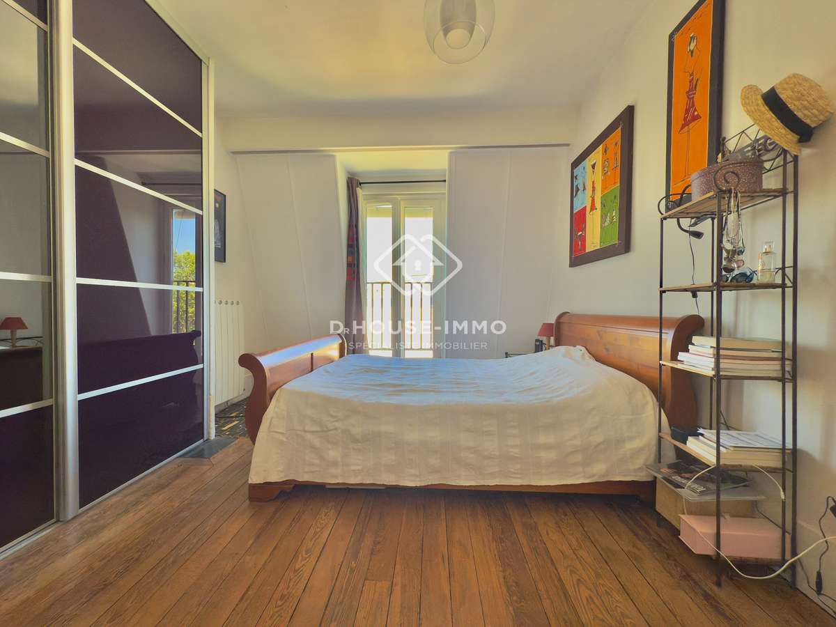 Apartment Paris 16e
