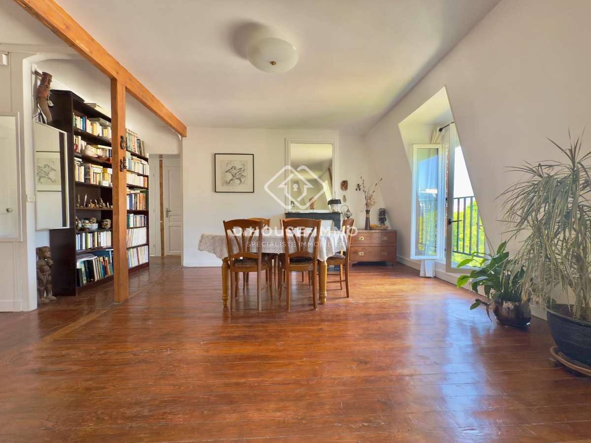 Apartment Paris 16e