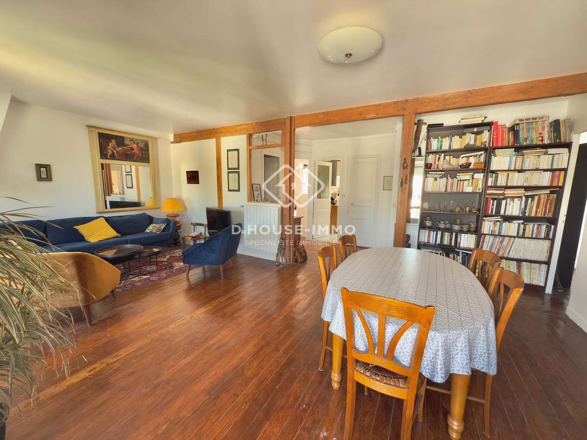 Apartment Paris 16e