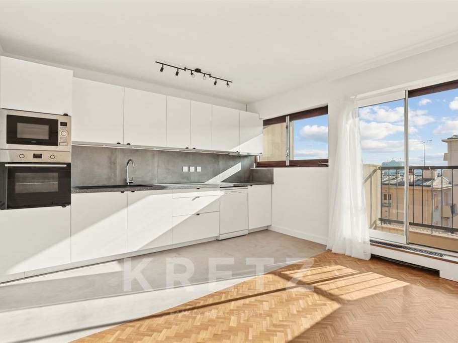 Apartment Paris 16e