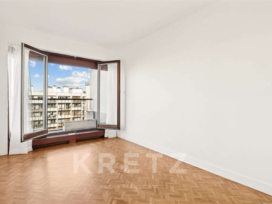 Apartment Paris 16e