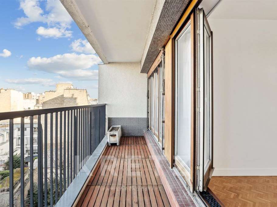 Apartment Paris 16e