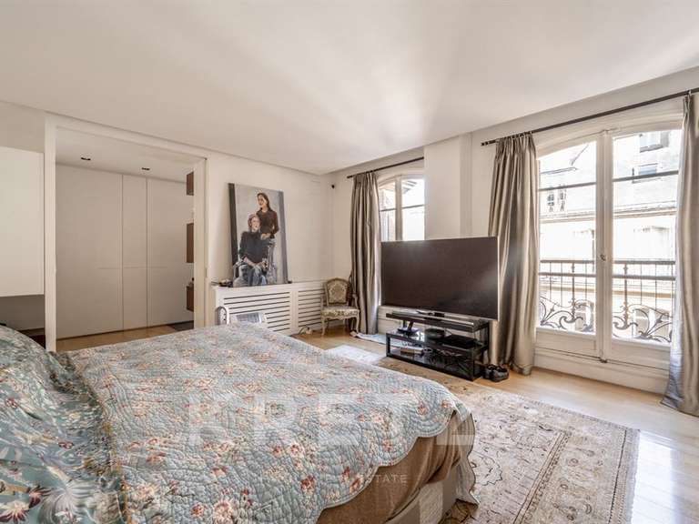 Appartement Paris 16e - 4 chambres - 330m²