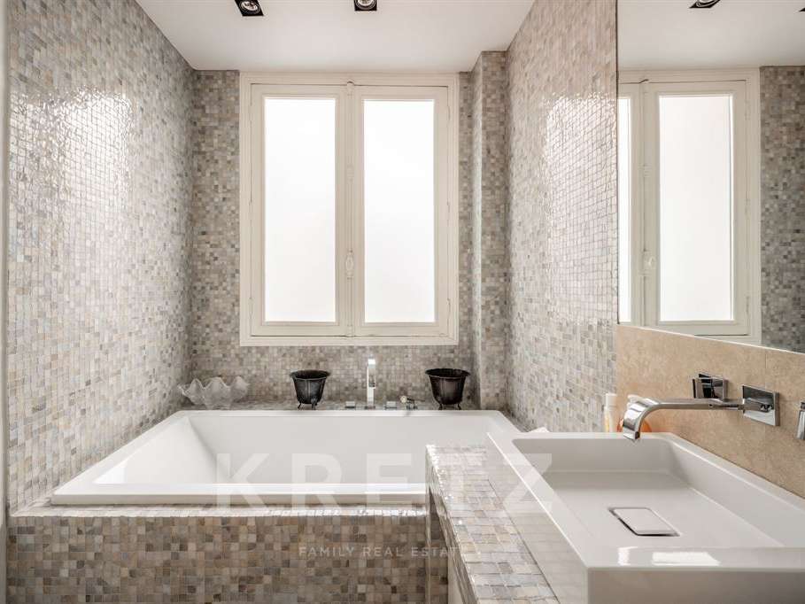 Apartment Paris 16e