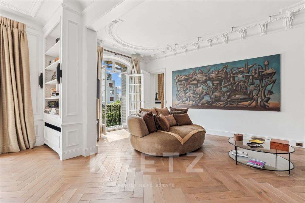 Apartment Paris 16e