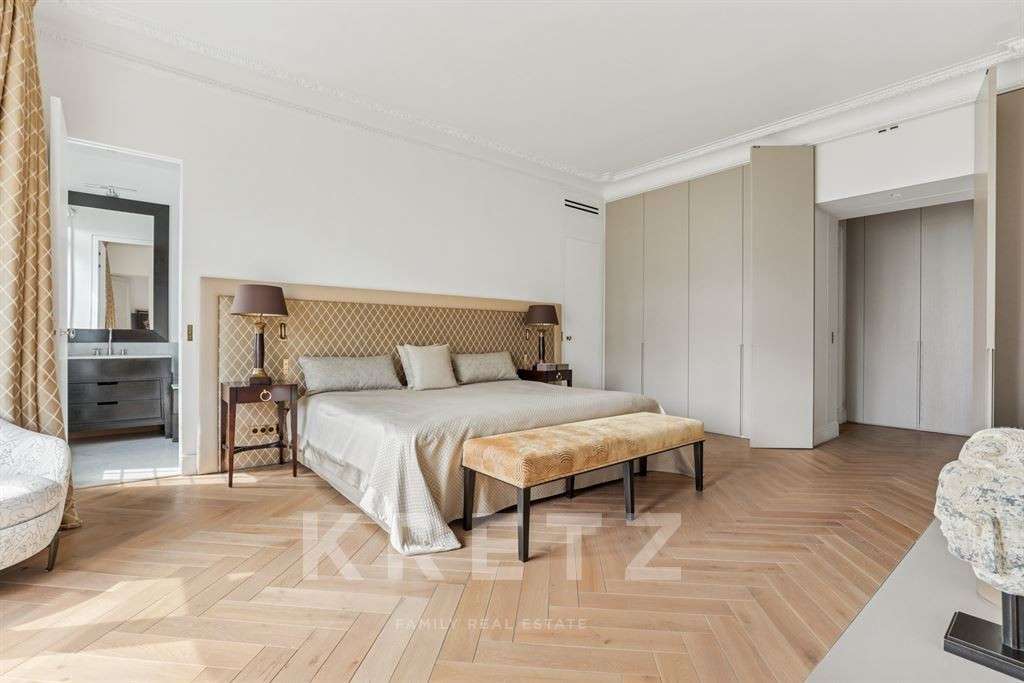 Apartment Paris 16e