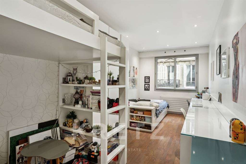 Apartment Paris 16e