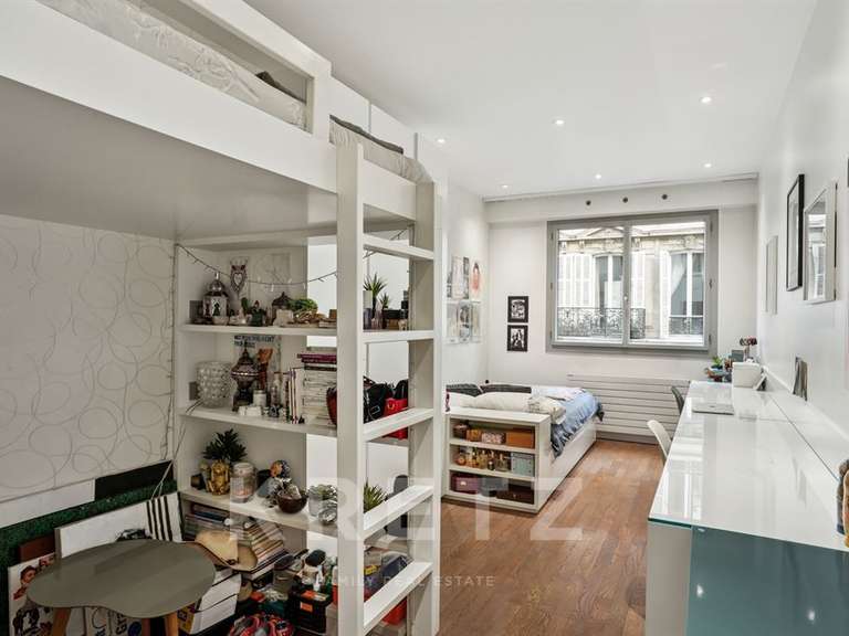 Appartement Paris 16e - 2 chambres - 86m²
