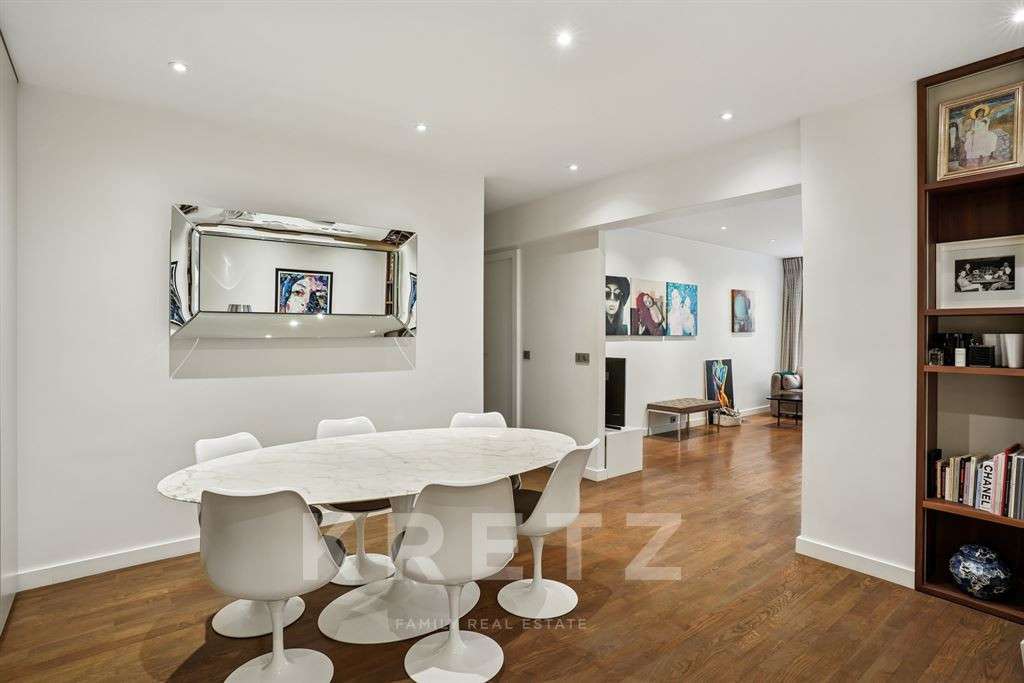 Apartment Paris 16e