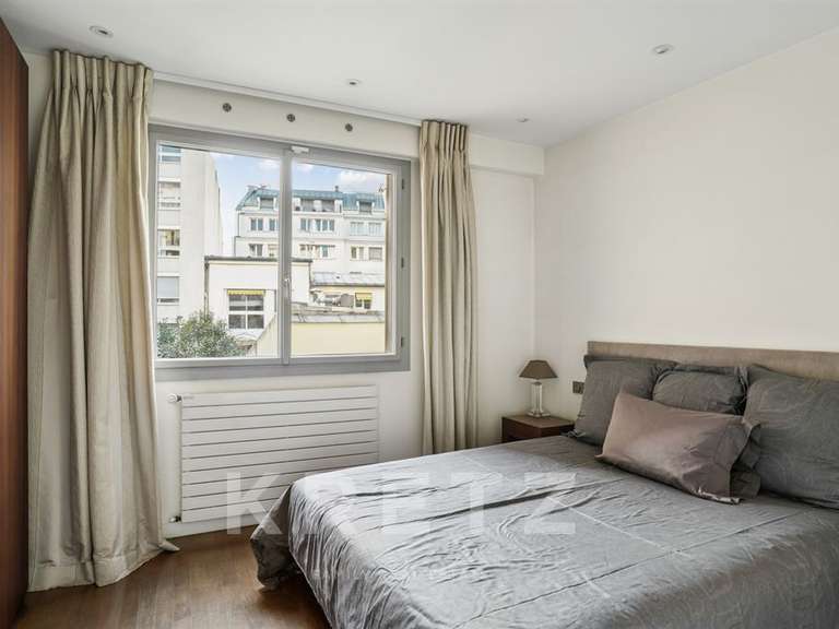 Appartement Paris 16e - 2 chambres - 86m²