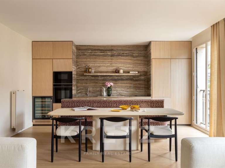Appartement Paris 16e - 2 chambres - 83m²