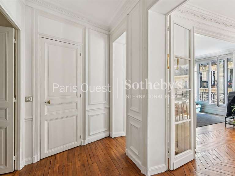 Appartement Paris 16e - 2 chambres - 73m²