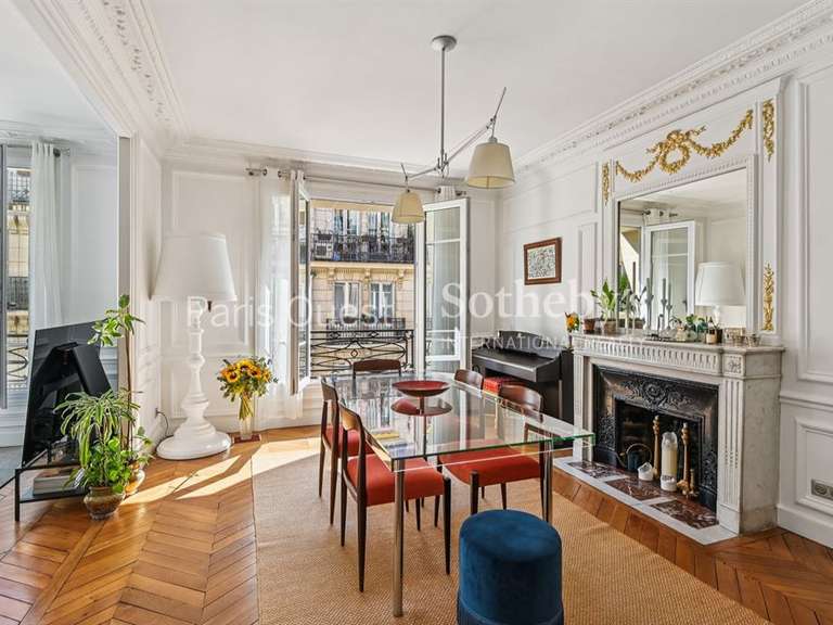 Appartement Paris 16e - 2 chambres - 73m²