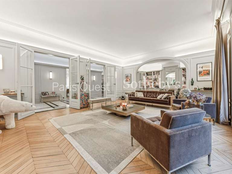 Appartement Paris 16e - 5 chambres - 335m²
