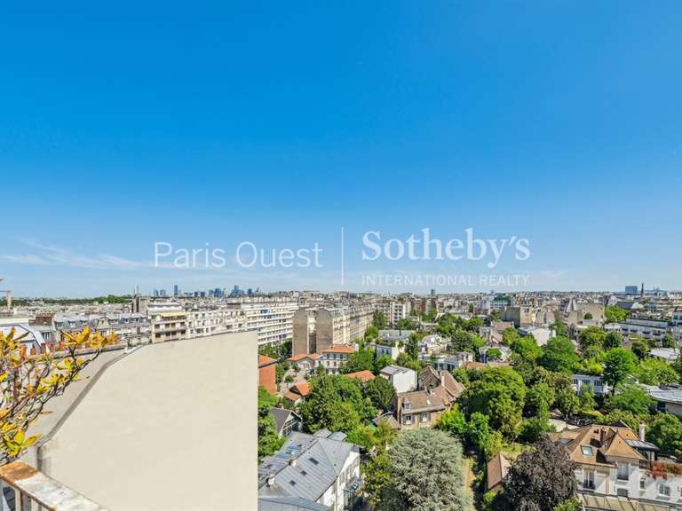 Appartement Paris 16e - 2 chambres - 122m²
