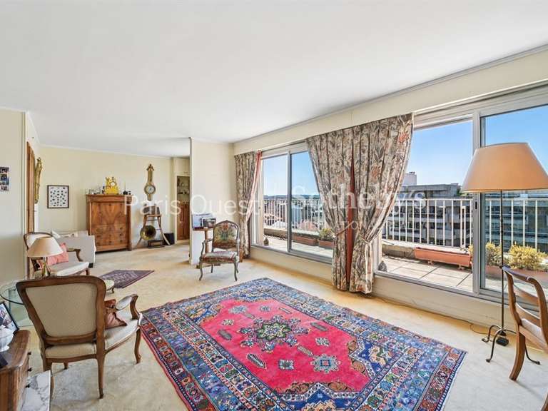 Appartement Paris 16e - 2 chambres - 122m²