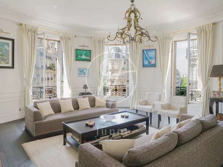 Appartement Paris 16e - 4 chambres - 290m²