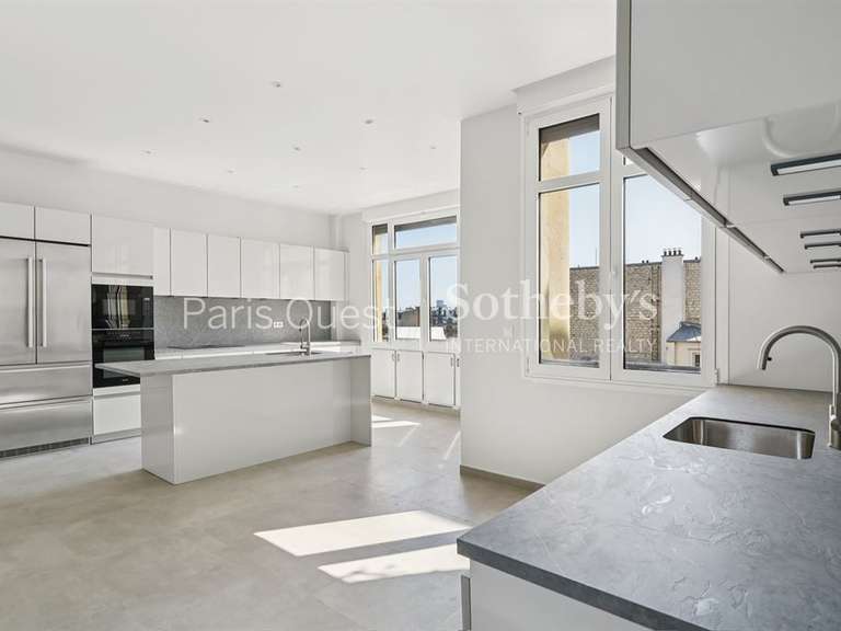 Appartement Paris 16e - 4 chambres - 342m²