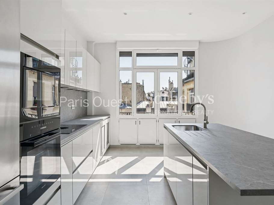 Apartment Paris 16e