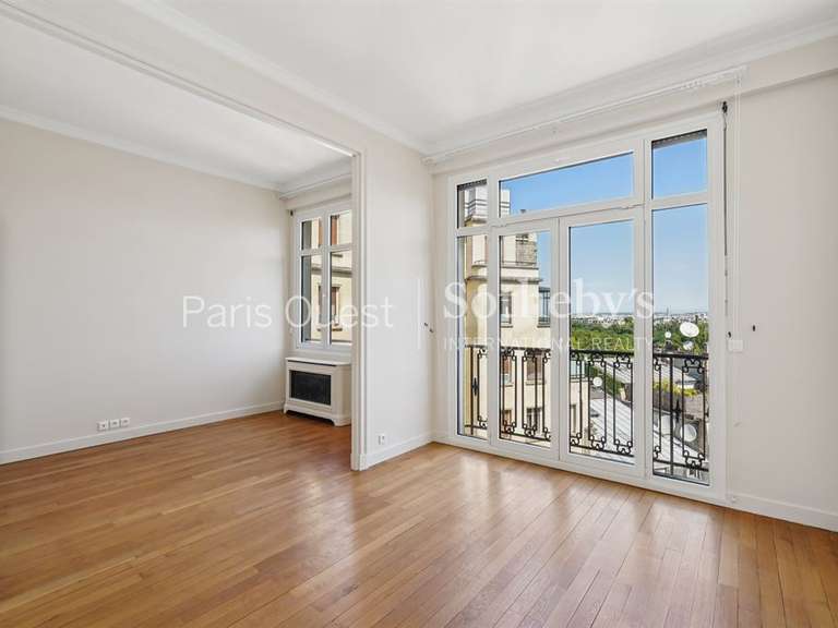 Appartement Paris 16e - 4 chambres - 342m²