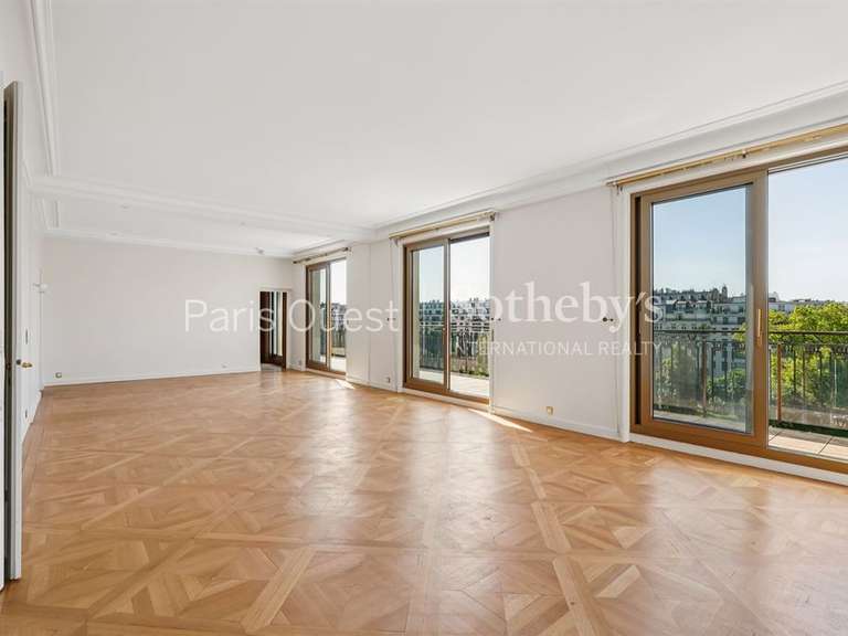 Appartement Paris 16e - 4 chambres - 342m²